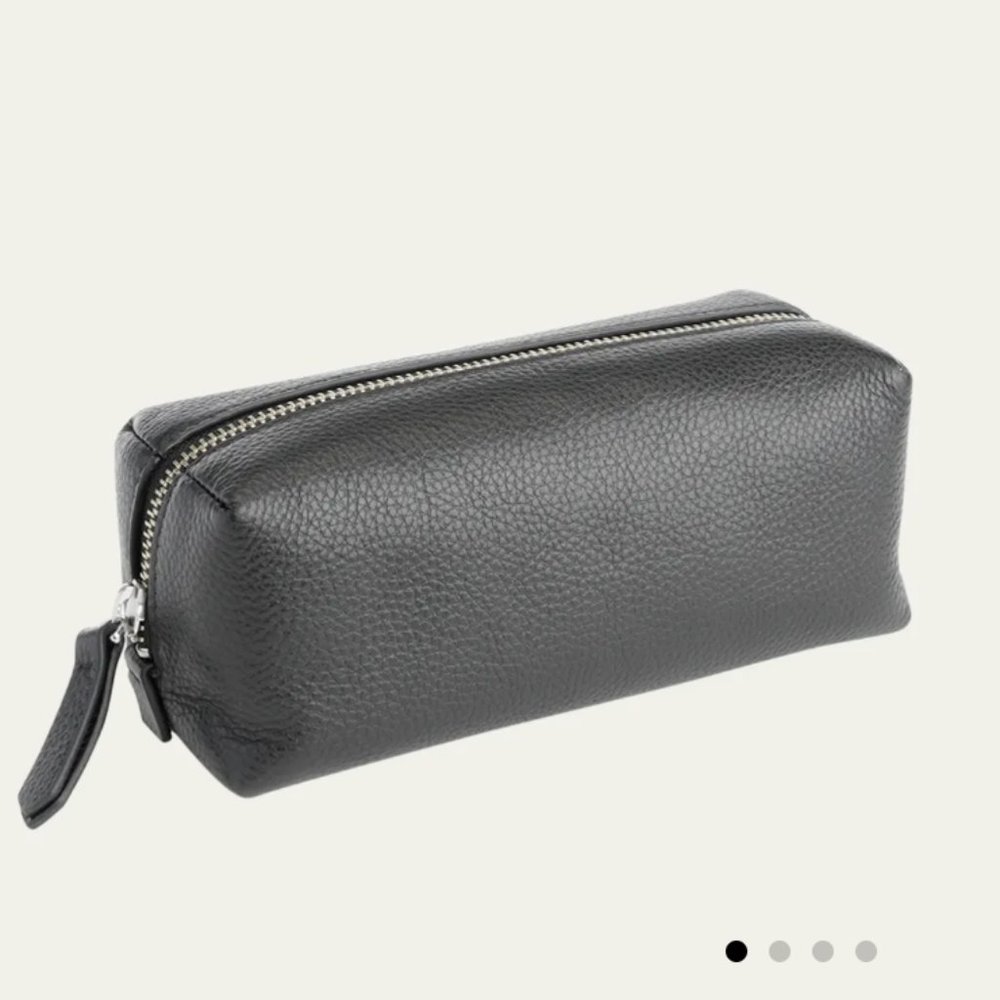 Authentic ROYCE NEW YORK Minimalist Utility Bag (retail $100) Navy Blue